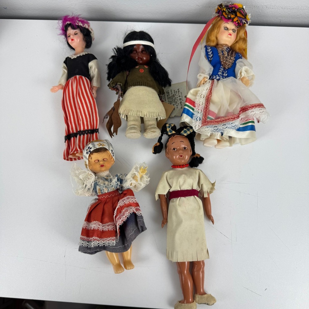 Vintage International Costume Doll Lot 5pc Brides of All Nations Native American